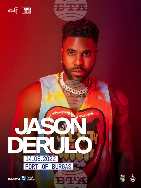 Джейсън Деруло ще има концерт в България