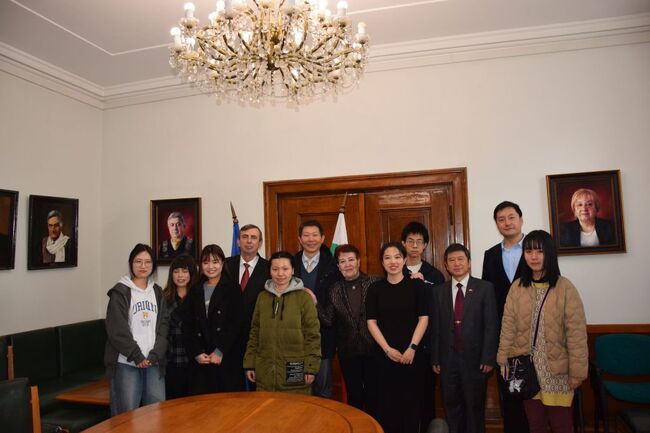 Русенски университет „Ангел Кънчев“: Делегация от Посолството на Китайската народна република посети Русенския университет