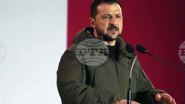 Украйна "не губи войната", увери Зеленски в интервю за Франс прес