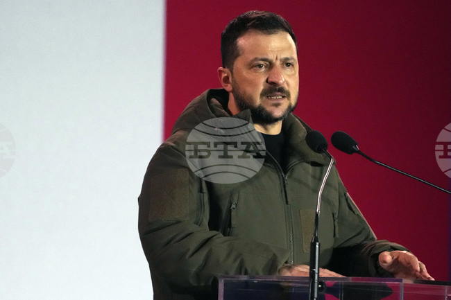 Украйна "не губи войната", увери Зеленски в интервю за Франс прес