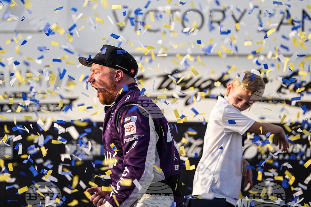 NASCAR Darlington Auto Racing