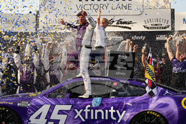 NASCAR Darlington Auto Racing