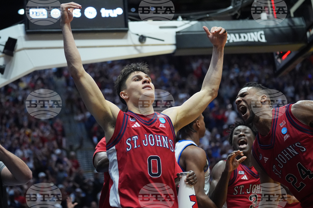 APTOPIX NCAA St Johns Kansas Basketball