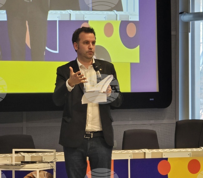 При кризи гражданите трябва да имат готовност за 72 часа да се справят, докато дойде помощ от правителството, каза експерт от Европейската комисия