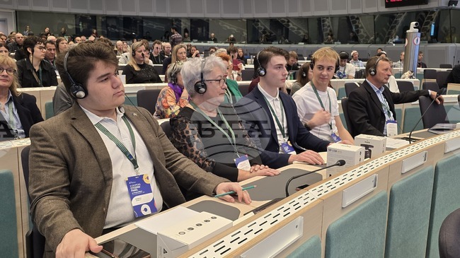 Четирима българи участваха в Европейски граждански панел с още над 140 европейци 