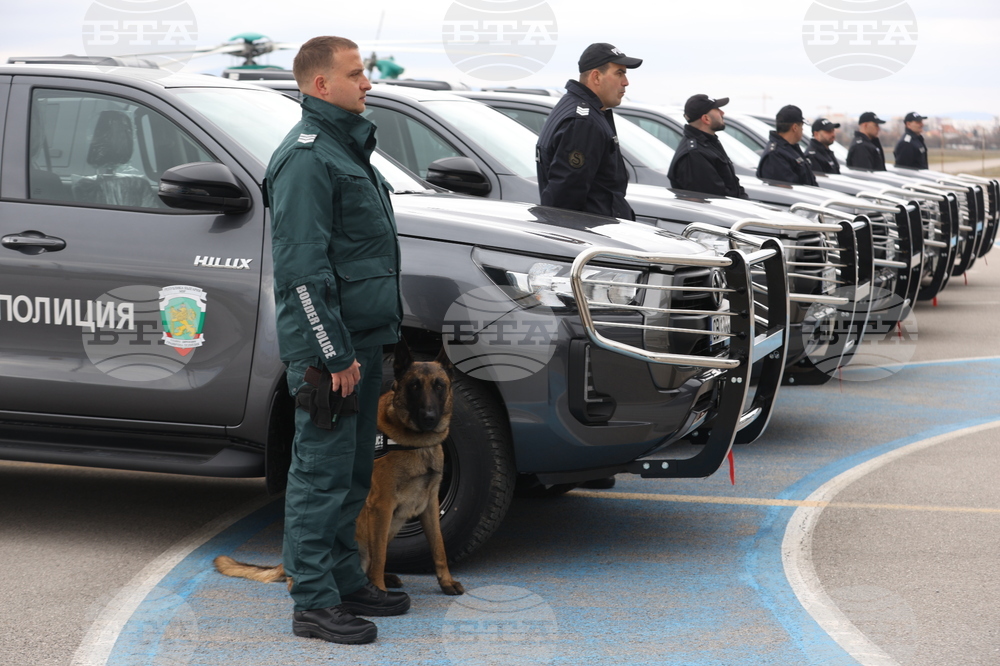 Авиобаза „Враждебна“ - нова техника - приемане