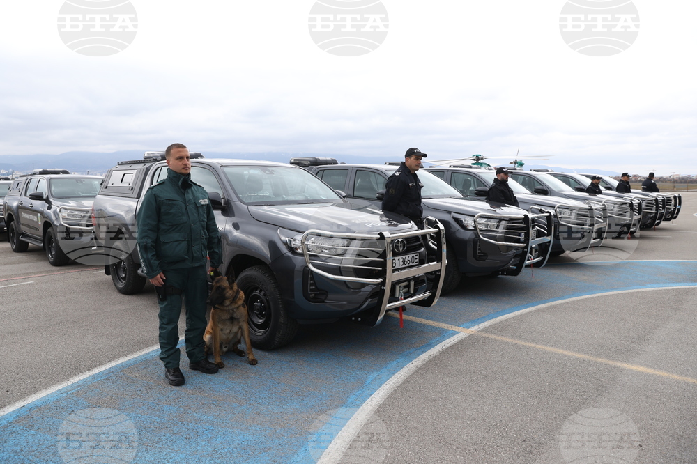 Авиобаза „Враждебна“ - нова техника - приемане