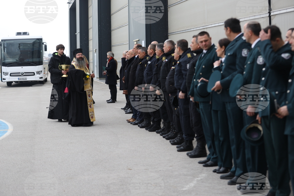 Авиобаза „Враждебна“ - нова техника - приемане