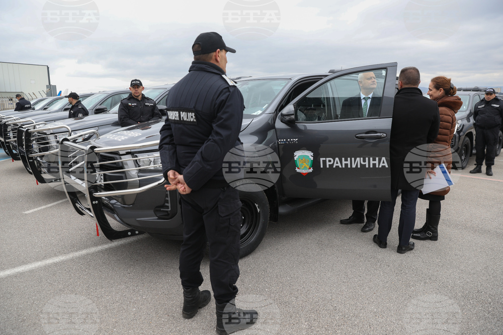Авиобаза „Враждебна“ - нова техника - приемане