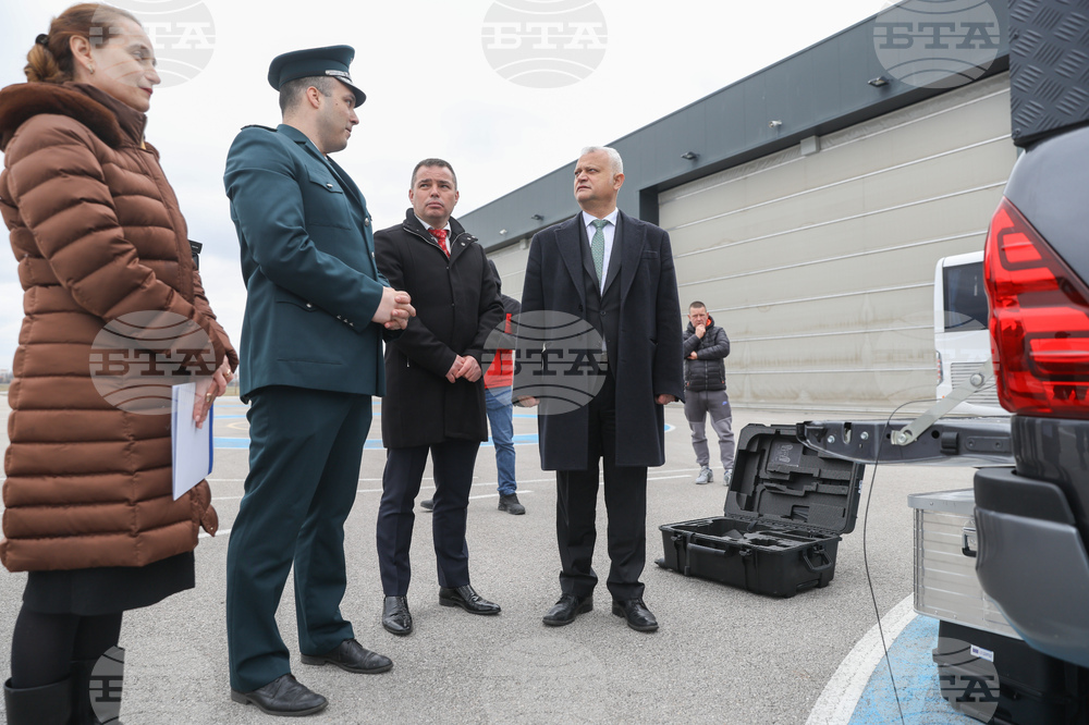 Авиобаза „Враждебна“ - нова техника - приемане