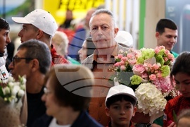 Летище „Васил Левски“ - Лора Христова - посрещане