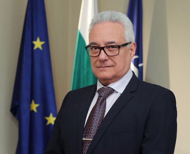 МВнР призовава българските граждани, които се намират в страните от Близкия изток да ги напуснат незабавно