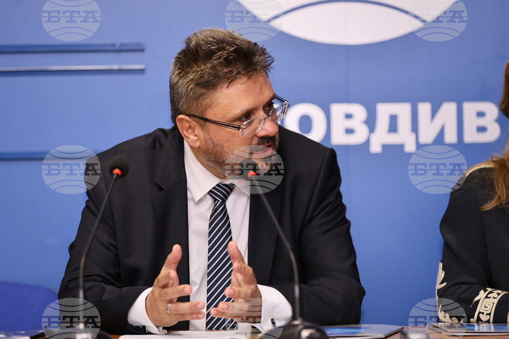 Национален пресклуб на БТА - Пловдив - „Блу Ем“ - БТА - партньорски договор - подписване
