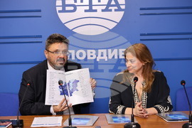 Национален пресклуб на БТА - Пловдив - „Блу Ем“ - БТА - партньорски договор - подписване