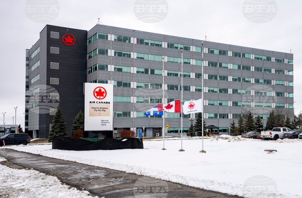 Canada NY LaGuardia Crash