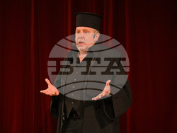 Лом - фестивал „Смехотерапия. Седем дни на хумора и сатирата в Лом“ - Ненчо Илчев - „Смях в повече“ - спектакъл