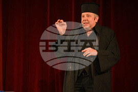 Лом - фестивал „Смехотерапия. Седем дни на хумора и сатирата в Лом“ - Ненчо Илчев - „Смях в повече“ - спектакъл