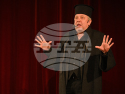 Лом - фестивал „Смехотерапия. Седем дни на хумора и сатирата в Лом“ - Ненчо Илчев - „Смях в повече“ - спектакъл