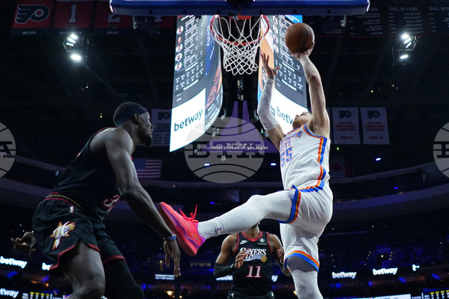 Thunder 76ers Basketball