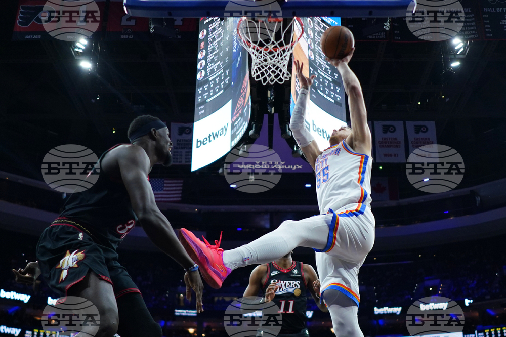 Thunder 76ers Basketball