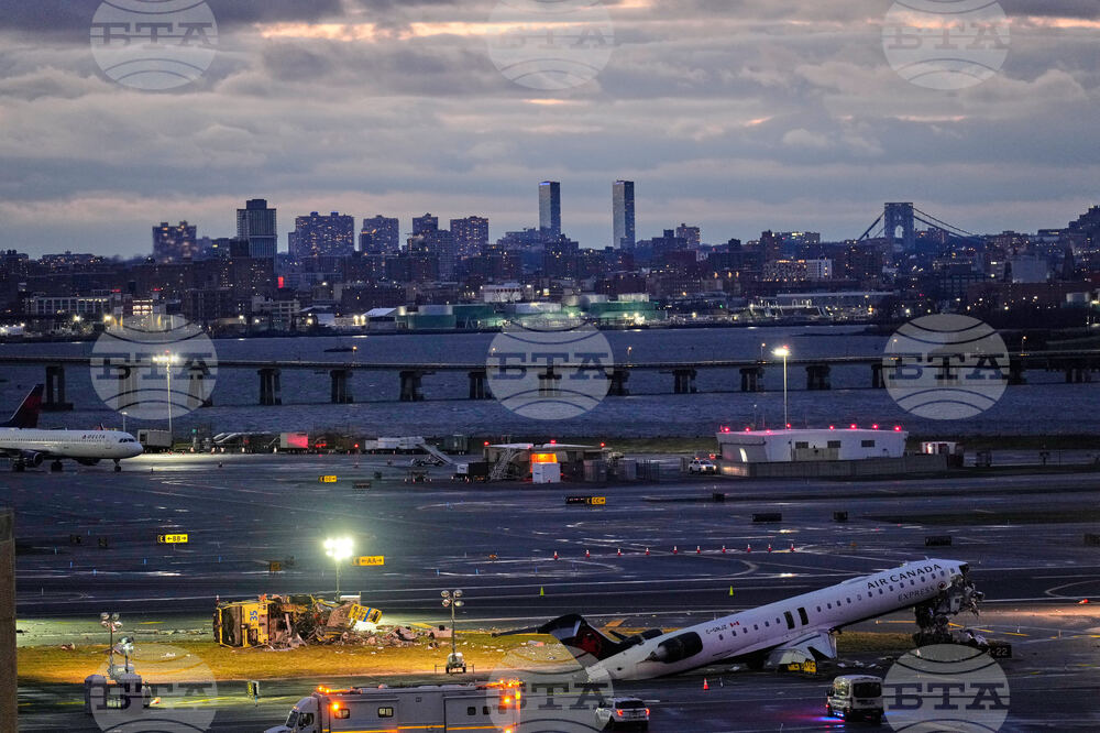 NY LaGuardia Crash