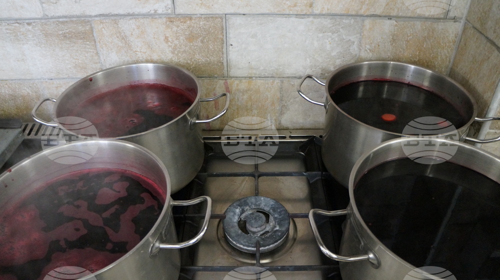 Бачковски манастир - Велики четвъртък - яйца