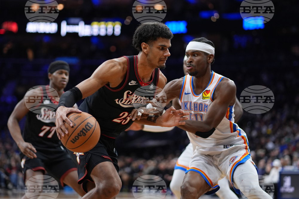 Thunder 76ers Basketball