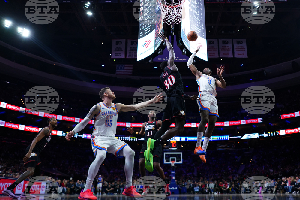 Thunder 76ers Basketball