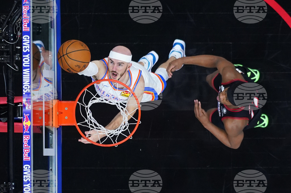 Thunder 76ers Basketball