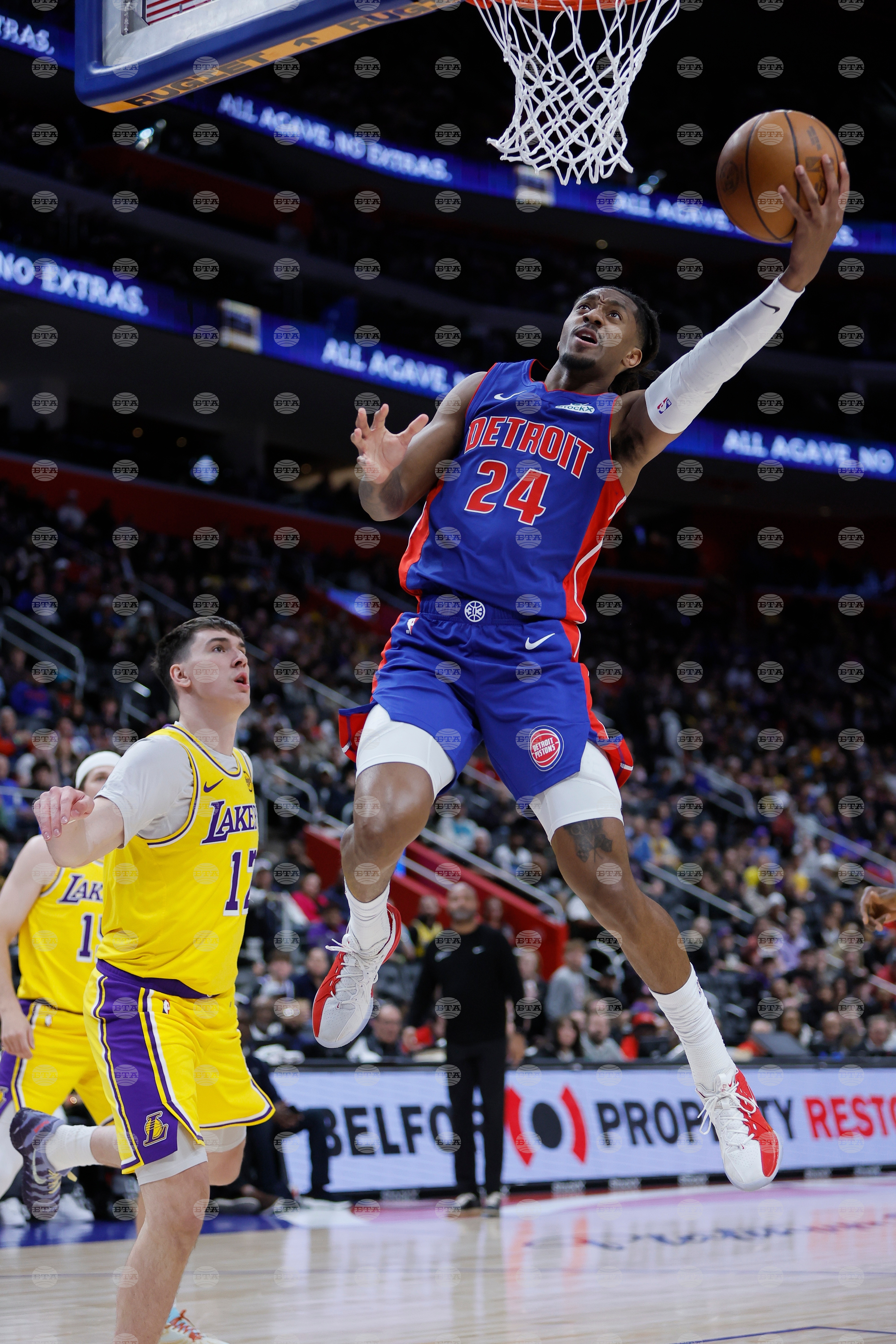 Lakers Pistons Basketball