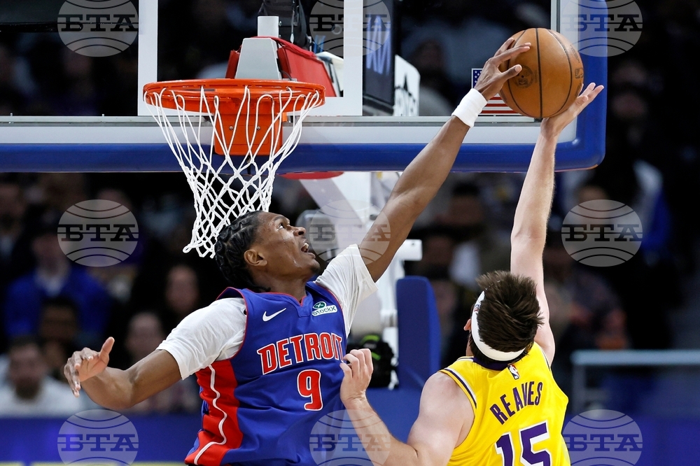 Lakers Pistons Basketball