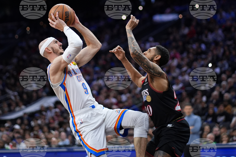 Thunder 76ers Basketball