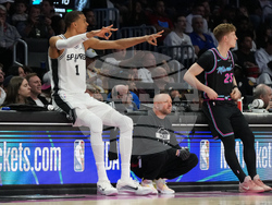 Spurs Heat Basketball