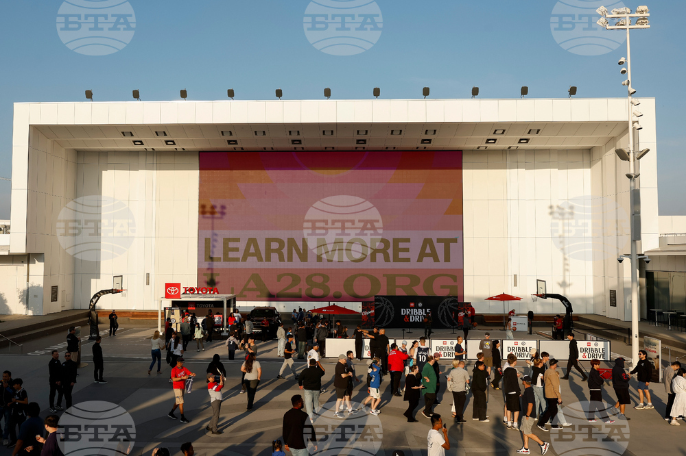 Bucks Clippers Basketball