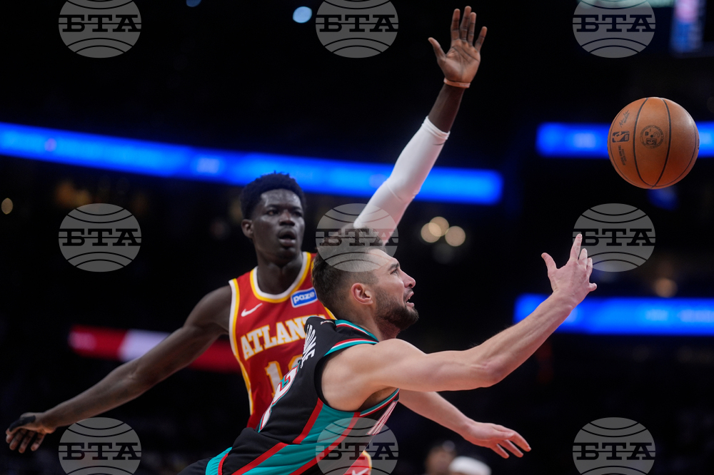 Grizzlies Hawks Basketball