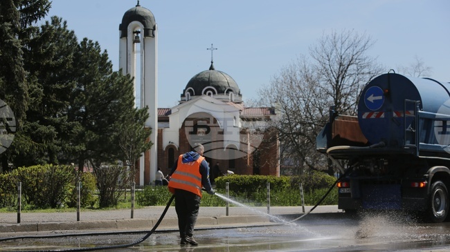 Sofia Inspectorate Says Street Washing Properly Carried Out Across Capital
