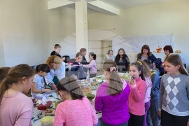 Село Широки дол - боядисване на яйца