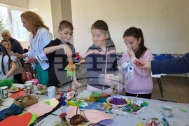 Село Широки дол - боядисване на яйца