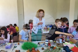 Село Широки дол - боядисване на яйца