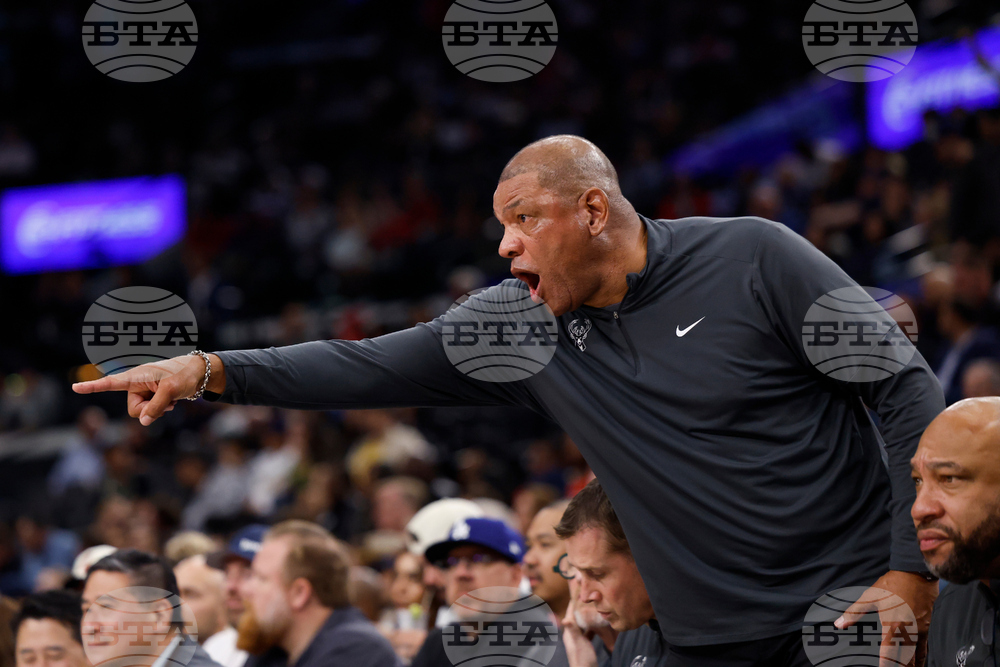 Bucks Clippers Basketball