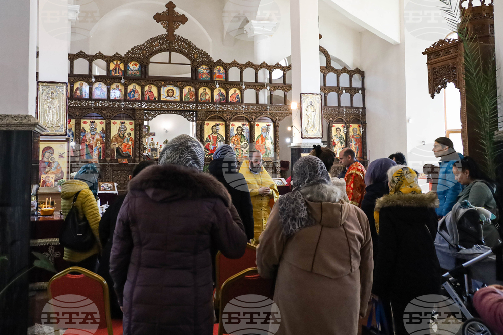 Бургас - Велики четвъртък - храм "Св. Николай Чудотворец" - нова икона