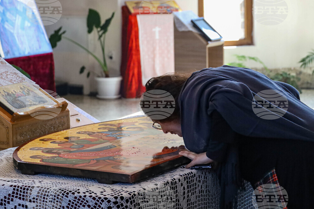 Бургаски храм отваря медицински кабинети за хора без здравни осигуровки