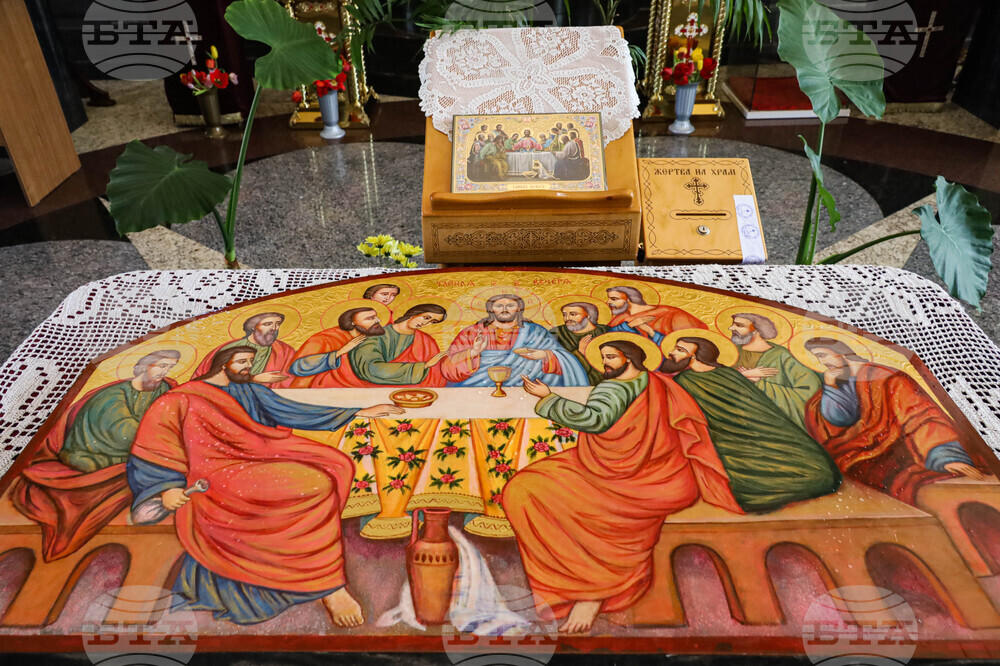 Бургас - Велики четвъртък - храм "Св. Николай Чудотворец" - нова икона