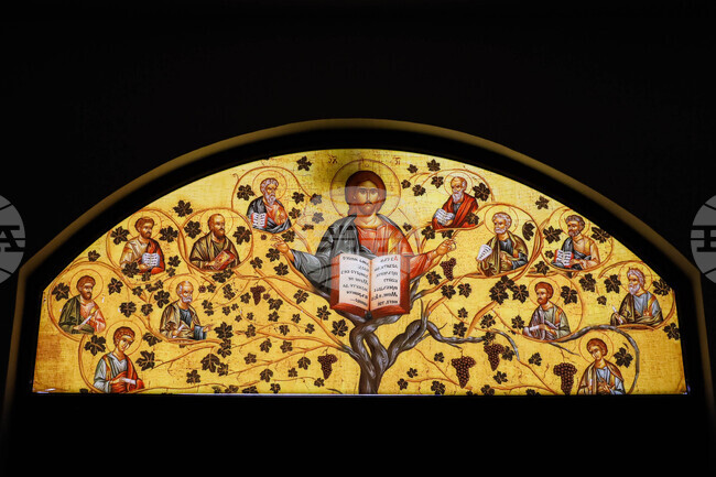 Над 1000 са участниците в конкурса за православна поезия, проза и изпълнения на стих "Рождество на Спасителя"