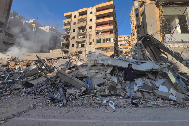 Взривове разтърсиха южната част на Бейрут