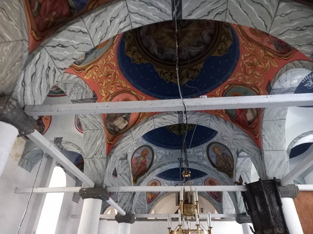 Четири стенописа, дело на зографи от именития род Доспевски, са разкрити при реставрацията в храм „Св. Никола” в Дупница