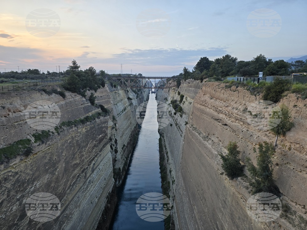 Гърция - Коринт - Коринтски канал - корабоплаване