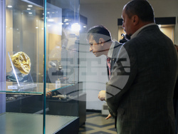 Национален археологически музей  - серия пощенски марки - тракийско наследство