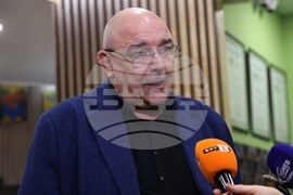 Сатиричен театър - маски - откриване