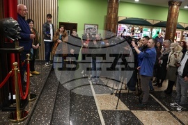 Сатиричен театър - маски - откриване